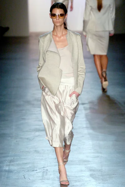 Look 23